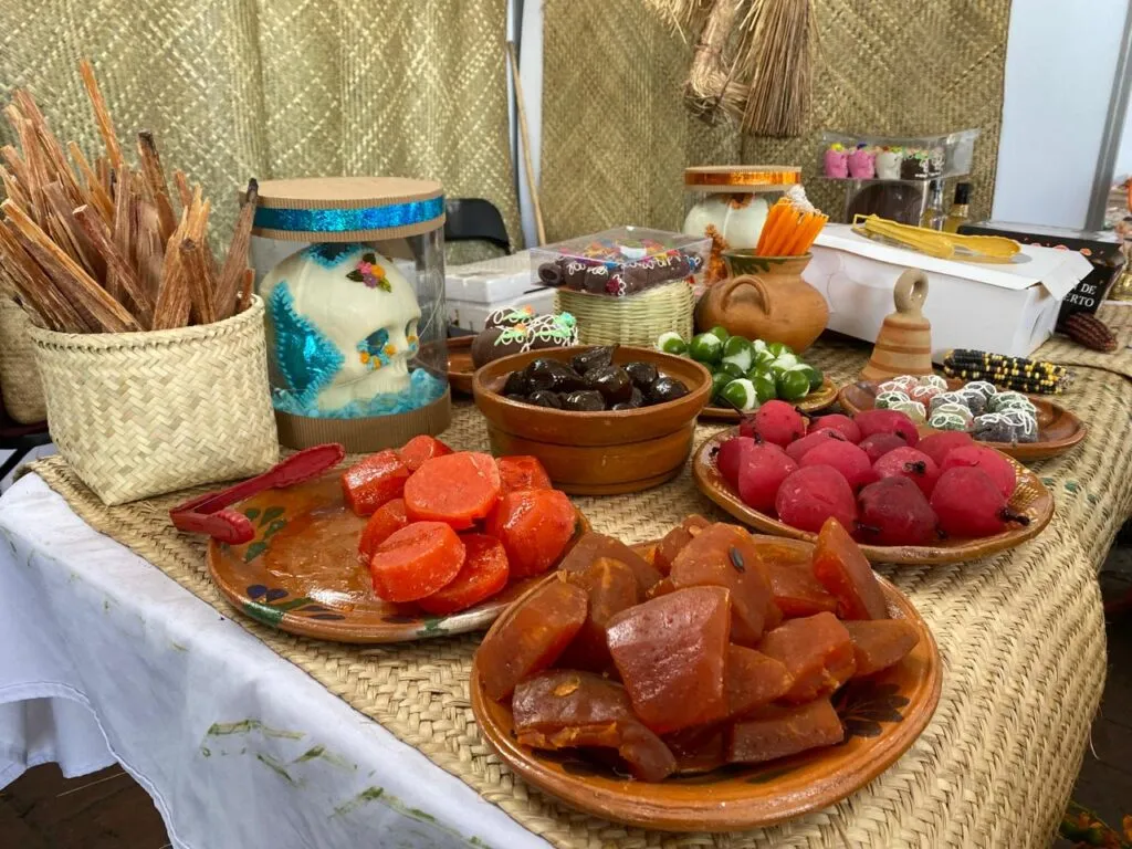Preservan en Chimalhuacán cultivo de flor de cempasúchil