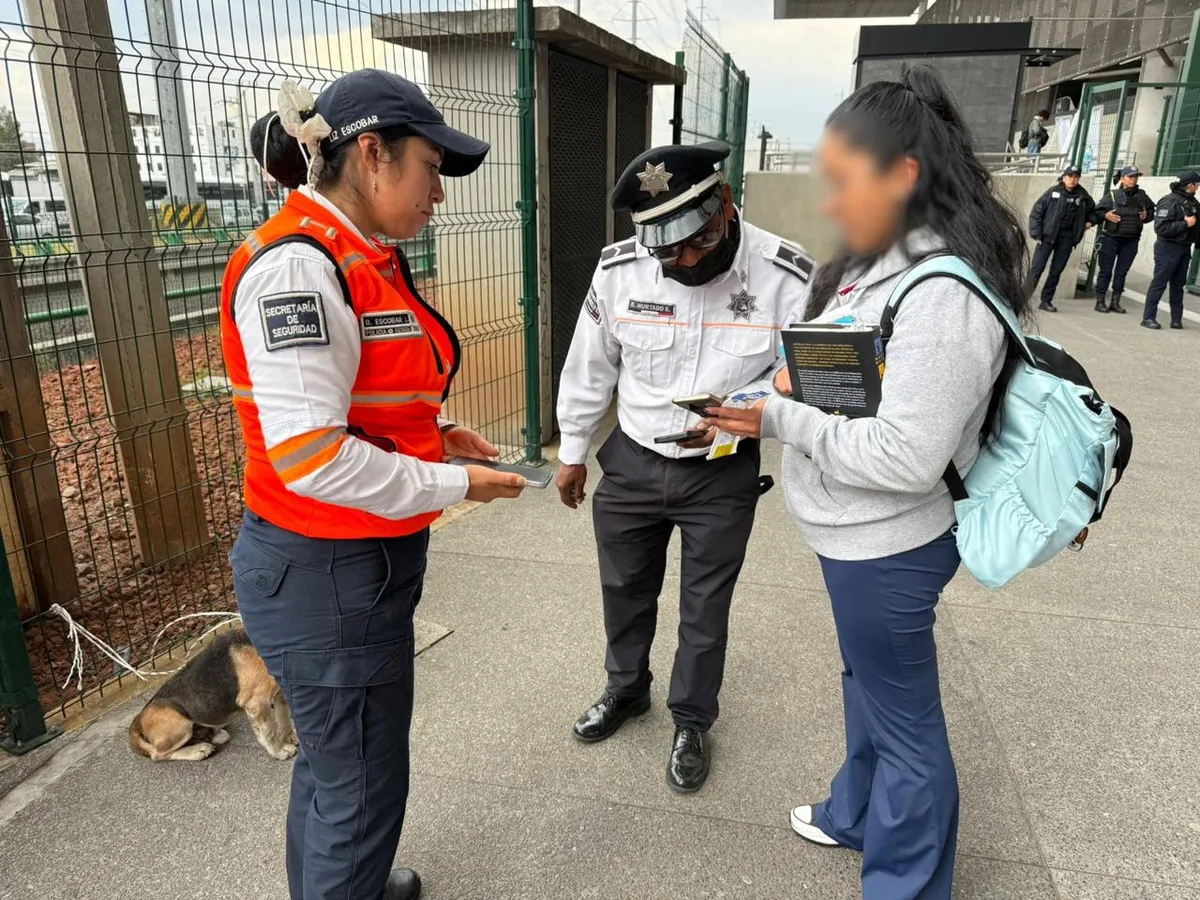 Cachorro extraviado es devuelto a su familia en Toluca