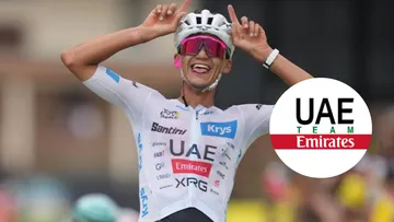 Isaac del Toro renueva su contrato con UAE Team Emirates