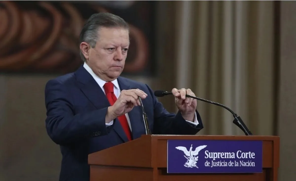 Este martes 7 de noviembre el ministro de la Suprema Corte de Justicia de la Nación (SCJN) en sus redes sociales subió su dimisión. Foto: La Jornada