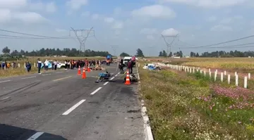 Toluca: Choque en la Toluca- Valle de Bravo, deja 5 occisos