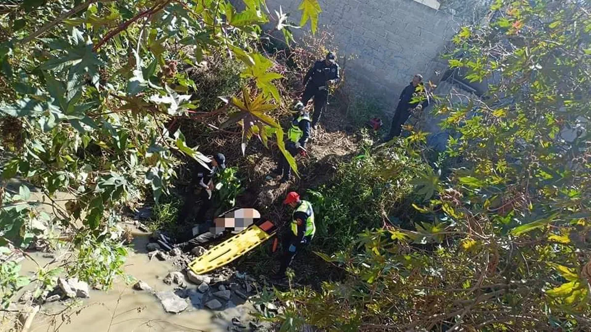 Nicolas Romero: rescatan a hombre que cayó a un río
