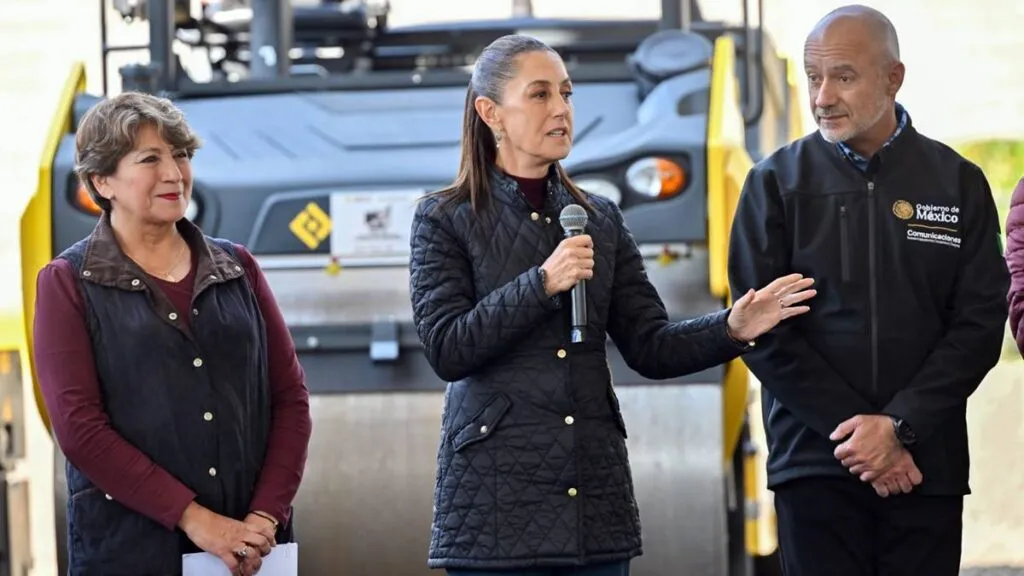 Claudia Sheinbaum y Delfina Gómez entregan el 100% de los Trenes de Pavimentación del Plan Integral Oriente