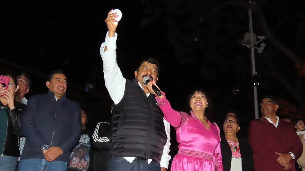 Texcoco se viste con luces y colorido para el Día de Muertos