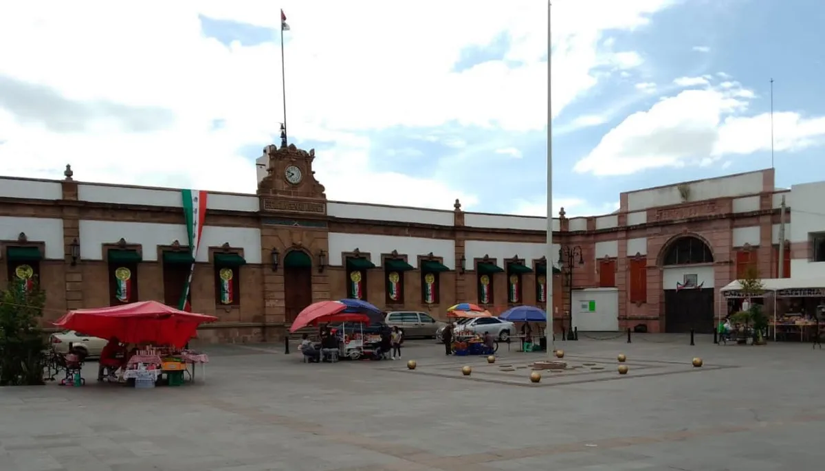 Pretende ayuntamiento de Ecatepec controlar centros cívicos
