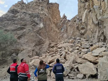 Revisan en Ixtapaluca desgajamiento en el Cerro de Elefante, al parecer provocado