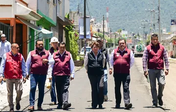 Delfina Gómez supervisa avance de camino Toluca-Tenango