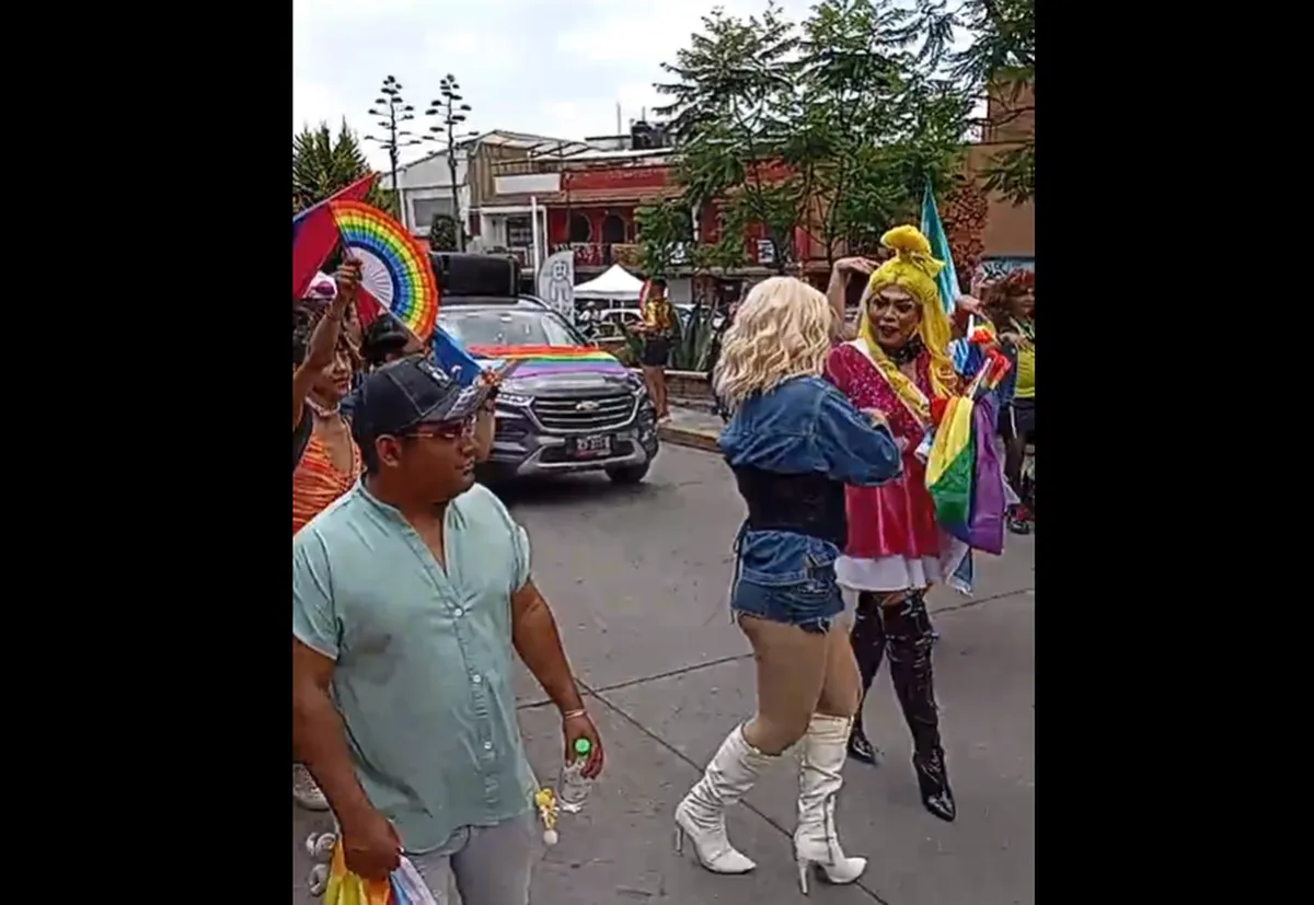 Arranca la Marcha del Orgullo en Metepec con gran entusiasmo y colorido