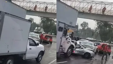 Carambola en la autopista México-Querétaro causa caos vehicular en Cuautitlán Izcalli.