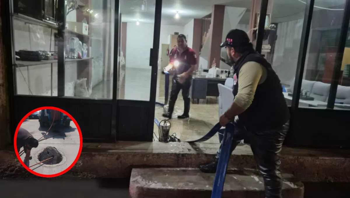 Marina y bomberos auxilian a familias inundadas en Jardines de Morelos, Ecatepec