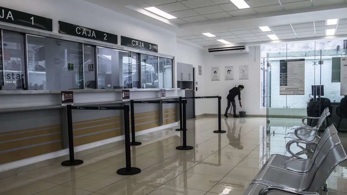 ¿Abren los Bancos el 1 y el  5 de mayo?