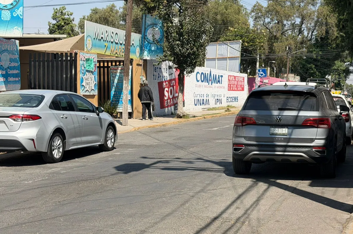 Indicó que el centro podría iniciar operaciones en aproximadamente un mes o mes y medio y estaría ubicado en la zona de Las Américas, donde existe infraestructura bancaria y facilidades de seguridad.
