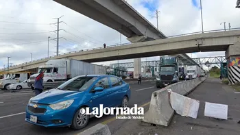 Tráfico en la México-Toluca: circulación avanza lentamente tras bloqueo.