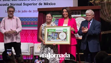 Lotería Nacional presenta billete por el 90 aniversario de la Normal 