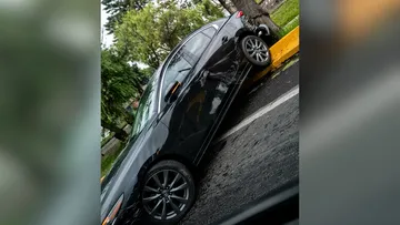 Tráfico pesado en Paseo Tollocan por accidente vial rumbo a Toluca