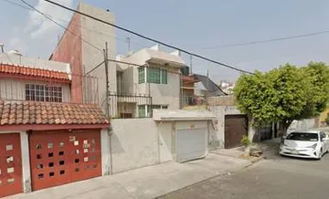Vecinos de zona residencial en Ecatepec exigen servicios