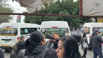Bloqueo en Metro Toreo por choferes que protestan contra el Mexicable de la línea 3