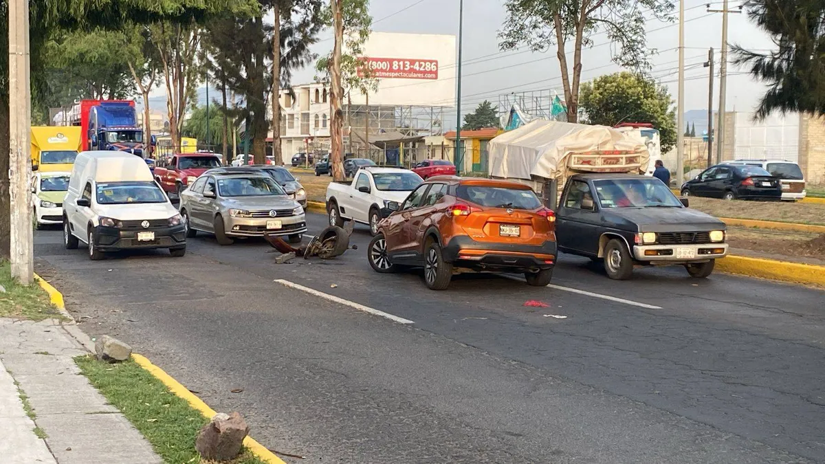 Toluca: Reportan accidente en la av. López Portillo