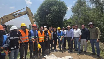 Autoridades refuerzan bordo y preparan desazolve en el río Papalotla tras desbordamiento