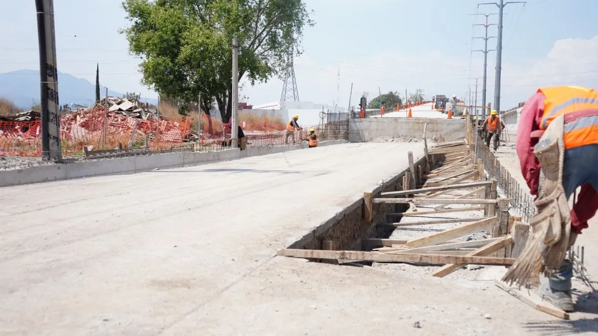 Edomex construye puente vehicular en Tecámac; mejorará conectividad con el AIFA
