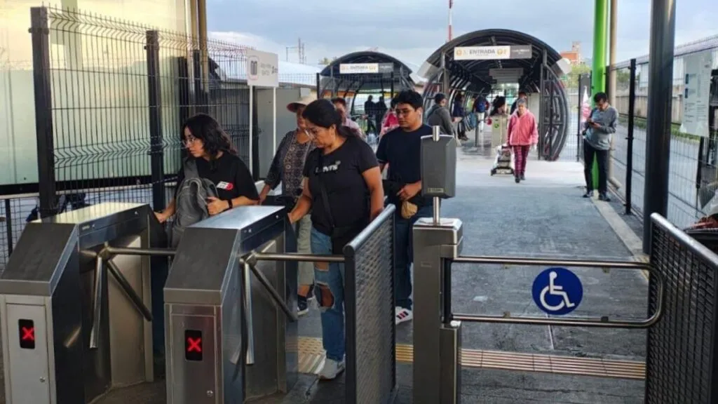 Edomex destina presupuesto para viajes gratuitos en Mexibús y Mexicable