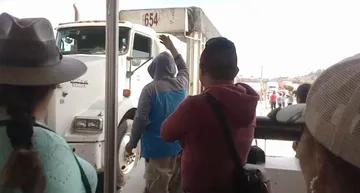 Vecinos de Juchitepec bloquean la México-Cuautla