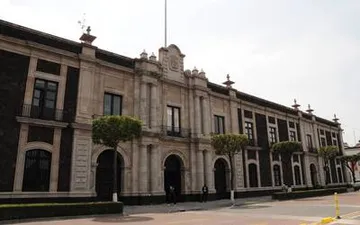 Protestan en Toluca familiares del primer regidor de Ixtapan