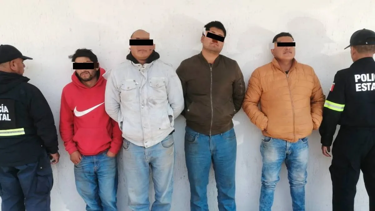 Joquicingo: Detienen a cuatro personas que transportaban madera ilegal