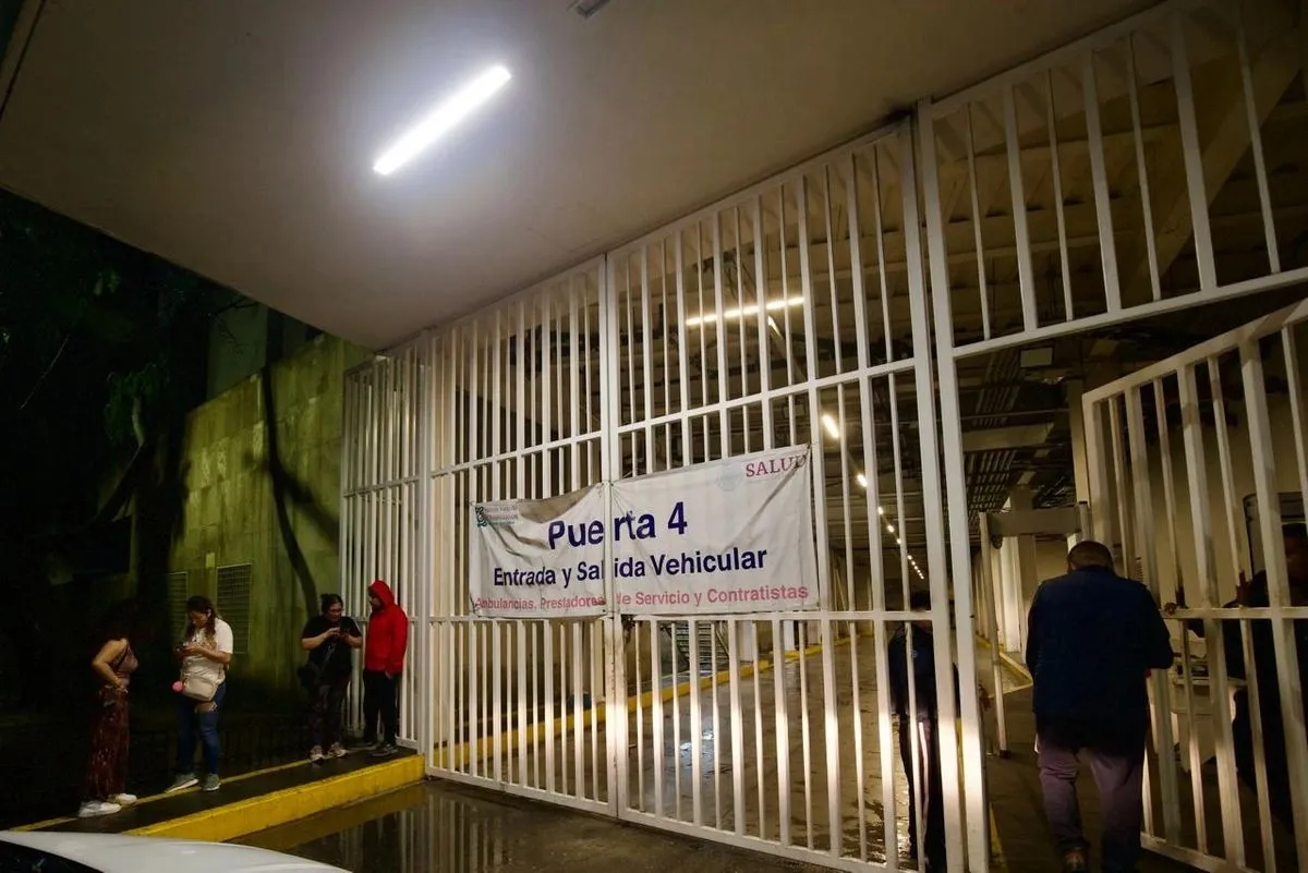 Búsqueda en hospitales de víctimas de explosión en Iztapalapa entre caos y falta de información