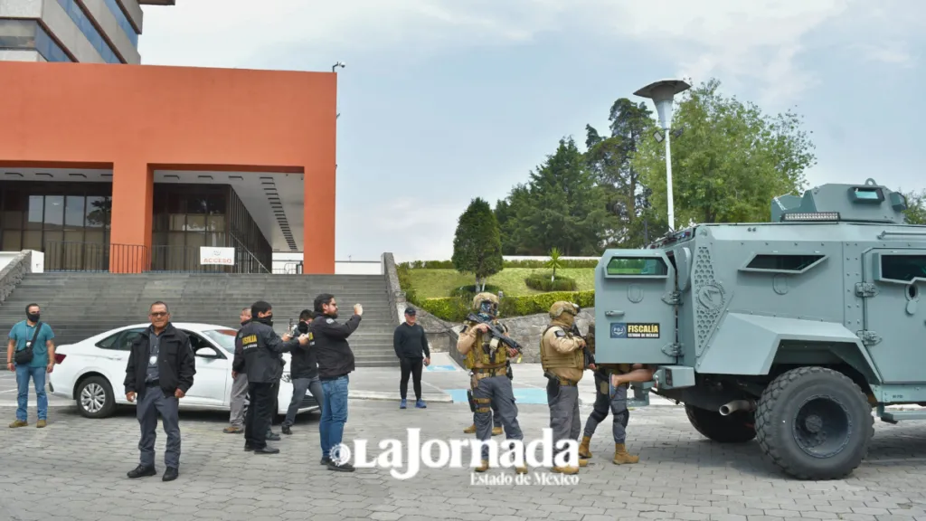 Dirigente de GOPEZ es trasladado a penal de Tenango del Valle