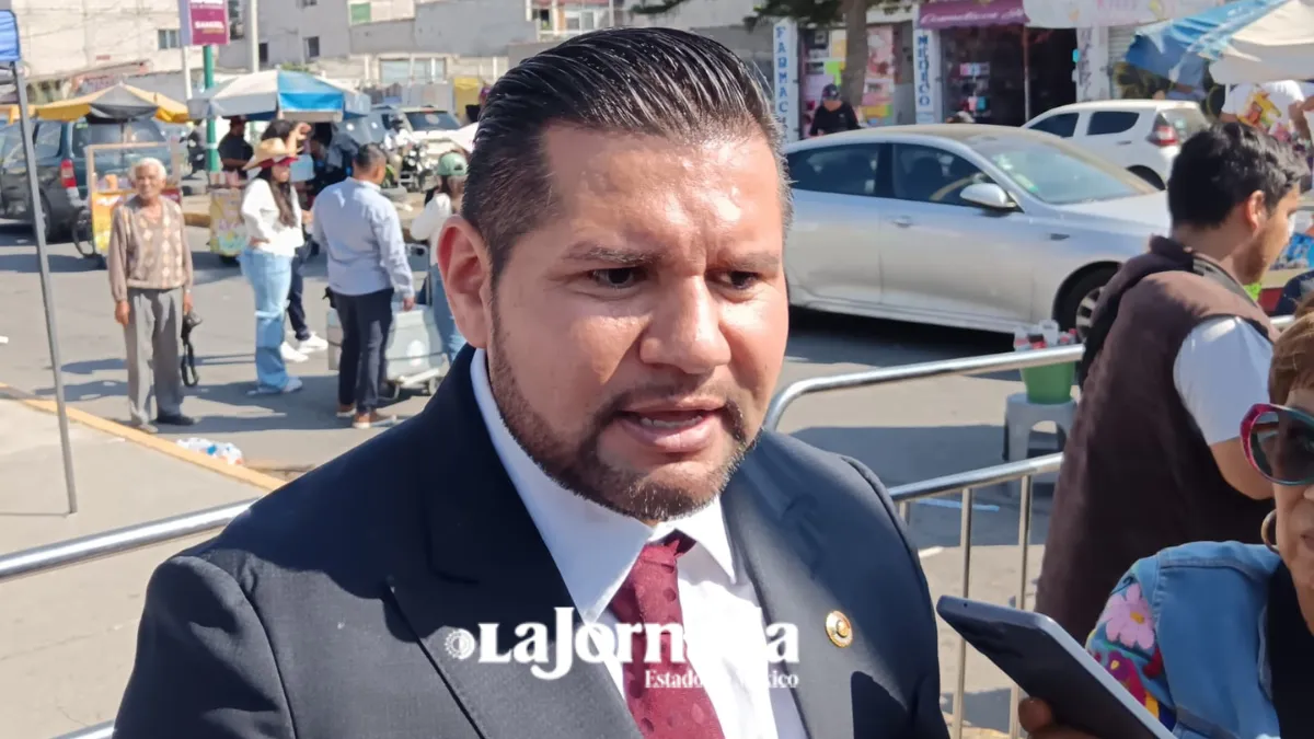Diputado donará su salario para llevar agua a colonias de Chimalhuacán