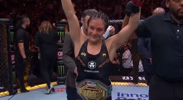 Foto de Alexa Grasso, campeona mexicana de la UFC que retuvo su título contra Valentina Shevchenko.