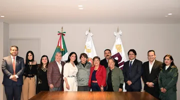 Delfina Gómez Álvarez encabeza la 99ª Sesión Extraordinaria de la Junta de Gobierno del DIFEM