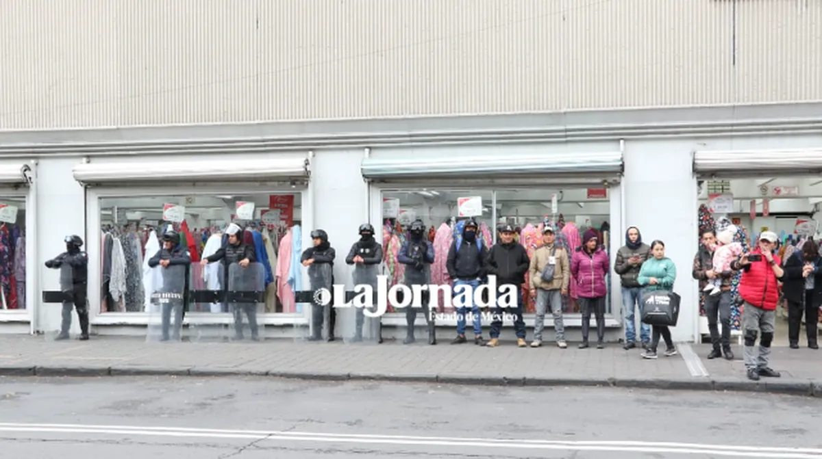 Toluca: implementan operativo para la liberación de espacios públicos