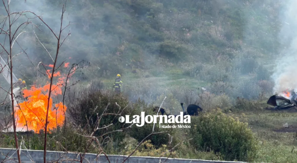 Volcadura de pipa provoca explosión e incendio en la Calpulalpan-Texcoco