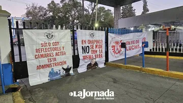 [VIDEO] Académicos toman instalaciones de Chapingo