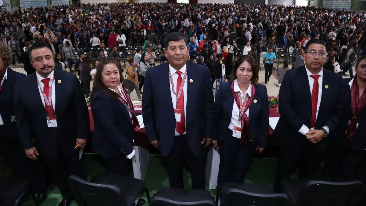 Concluye Congreso Estatal del SMSEM 