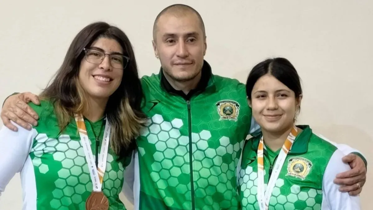 Mexiquenses ganan bronce en lucha universitaria durante la Universiada Nacional 2023