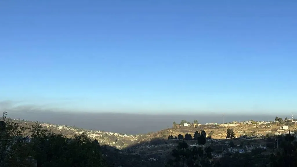 Se cumplen más de 24 horas de incendio en depósito de Xonacatlán