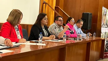 Servidoras públicas reciben capacitación para prevenir el acoso en el transporte público