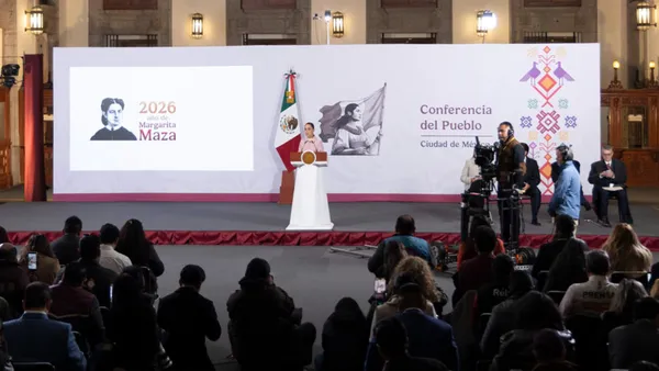 México mantendrá la ayuda humanitaria al pueblo cubano, aseguró Sheinbaum al criticar sanciones internacionales.