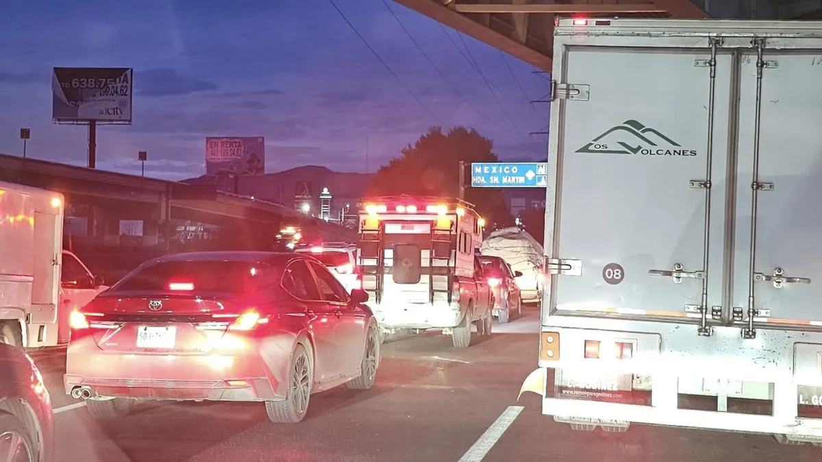 ¡Cuidado! Se registra accidente múltiple en la México-Toluca