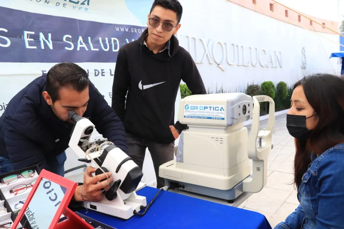 Realiza Huixquilucan Jornada de Salud Visual para la población vulnerable