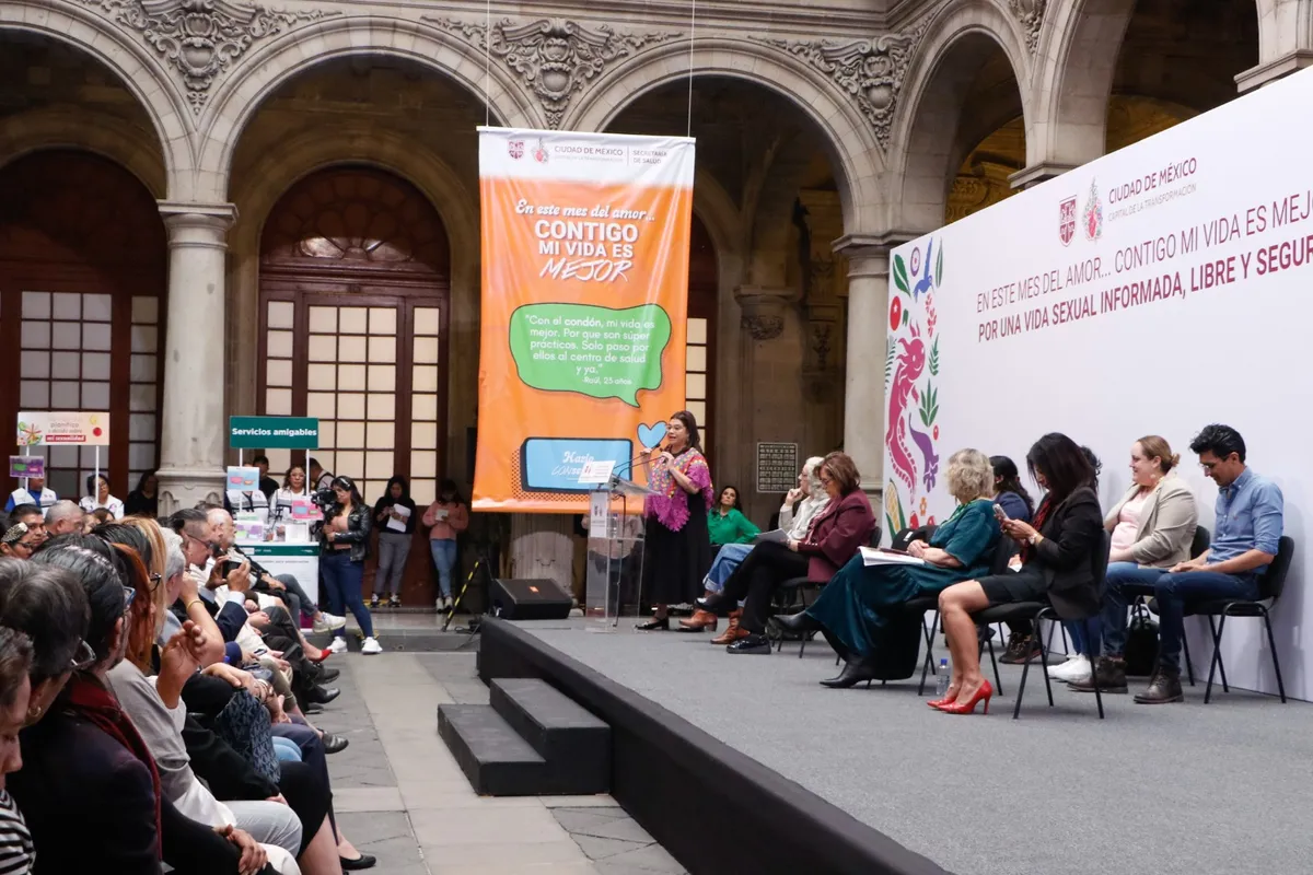 Clara Brugada lanza campaña para vida sexual libre y segura