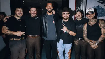 Vozinha aparece en un concierto de Grupo Frontera en Chile