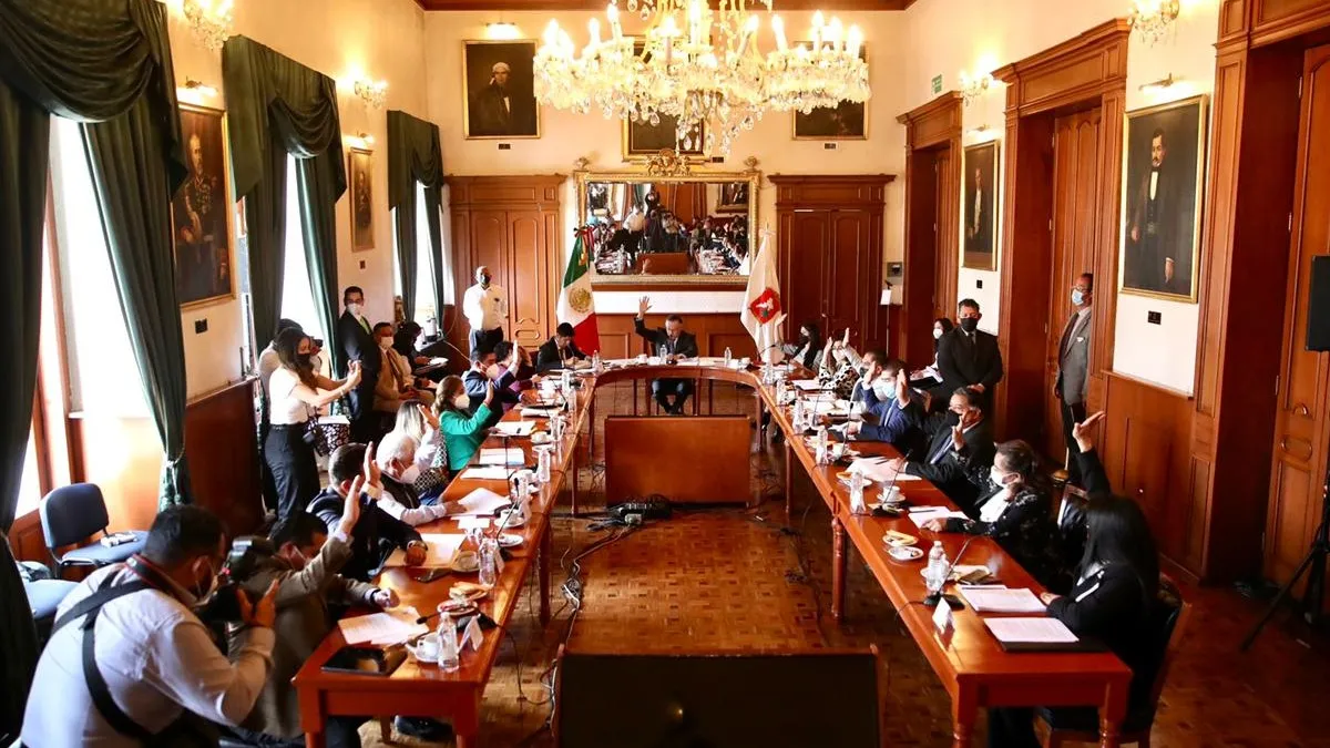 Piden al alcalde de Toluca aclarar detención de extrabajadores