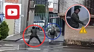 Cámara de seguridad capta a un hombre armado con un objeto metálico agrediendo a un transeúnte en la Agrícola Oriental.