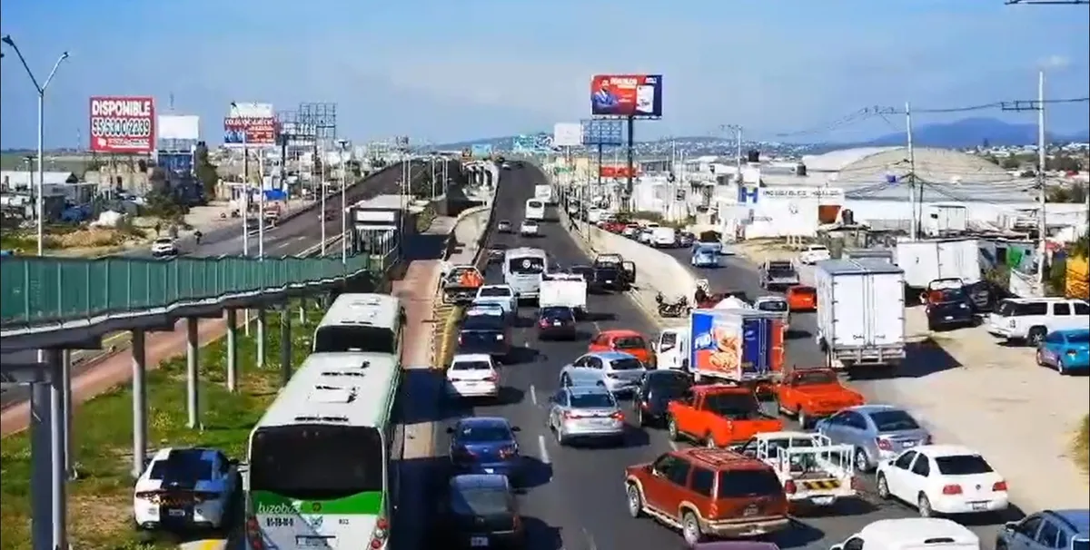 Video: Liberan algunos puntos de bloqueo en la México-Pachuca