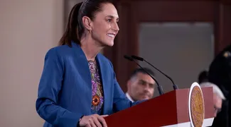 Sheinbaum presume baja de 49% en homicidios con trabajo “riguroso y profesional” del Gabinete