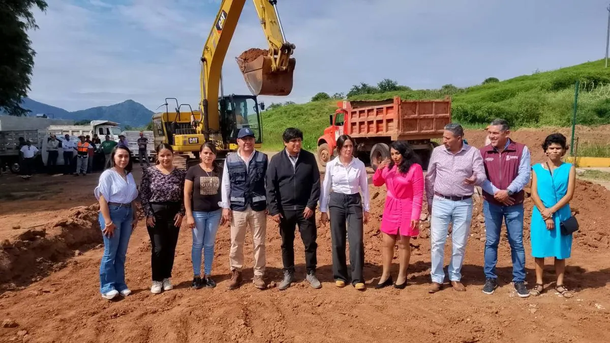 Inicia pavimentación en Luvianos, beneficiando a 30 mil habitantes